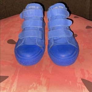 Cute Little Girl Hightop w/Velcro Fasteners